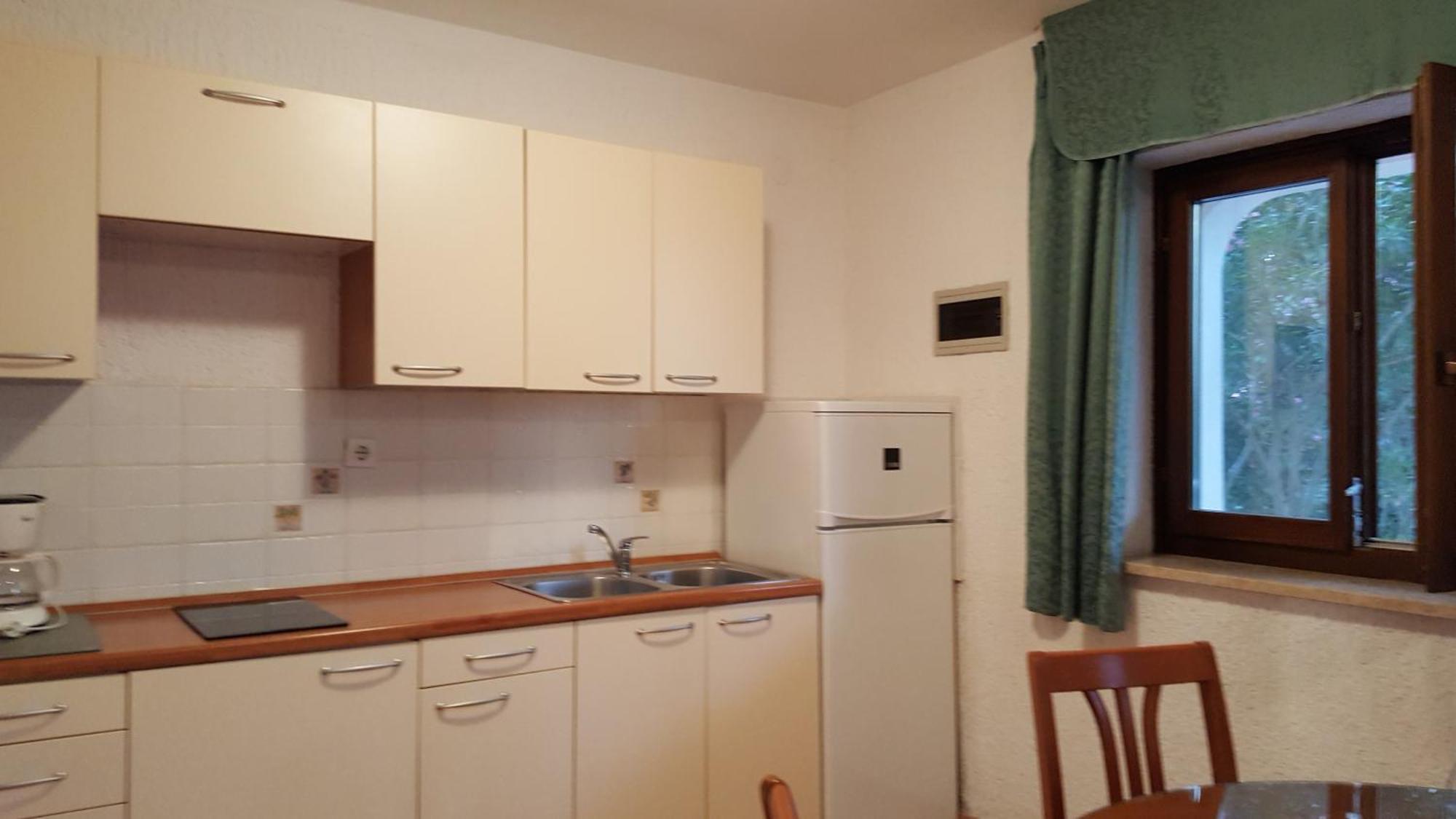Apartments Coki Funtana Exterior photo